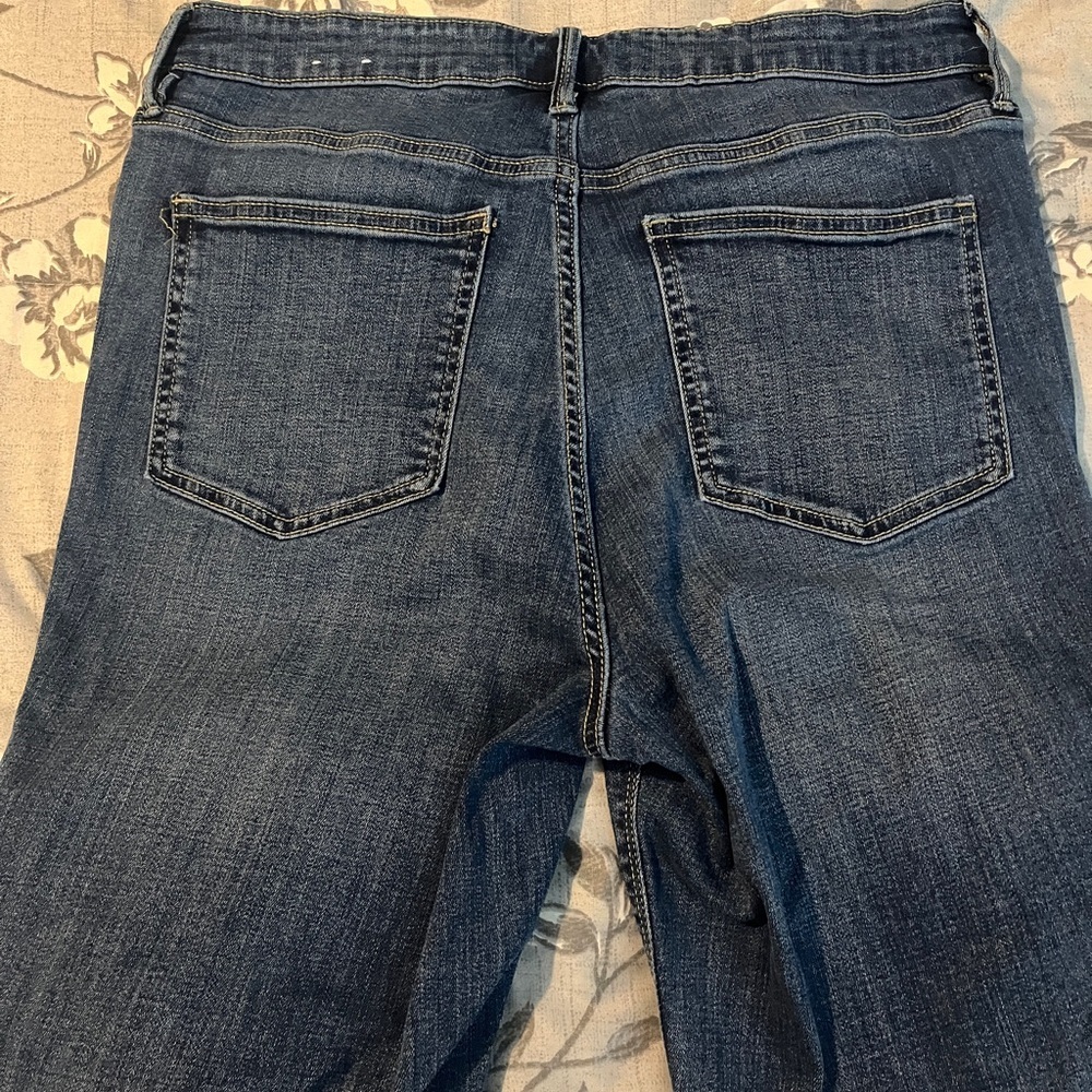 Reitman’s lot of 2 Dark Blue Skinny Jeans
Size 32 Petite - Picture 9 of 16